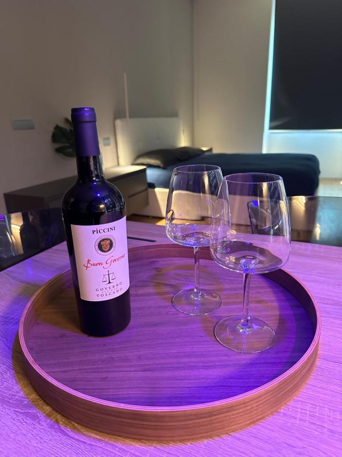 Lr Deluxe Apartments - Fondazione Prada - Metro M3 Milano Dış mekan fotoğraf